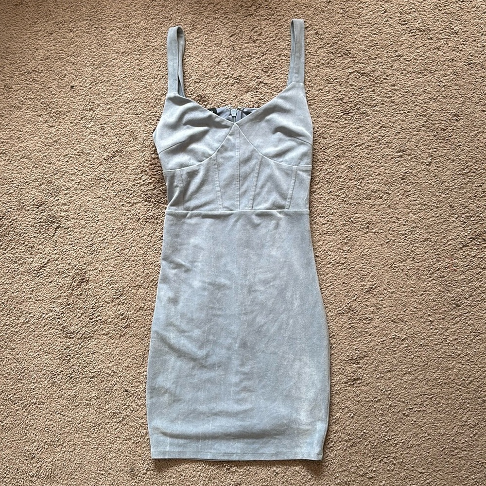 bebe brand dress in light blue size xs, pre-owned
